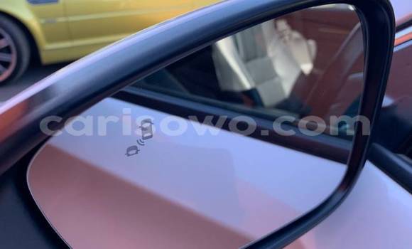 Acheter Import Voiture Honda Accord Blanc à Abomey, Benin Acheter Import Voiture Honda Accord Blanc à Abomey, Benin