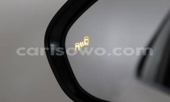 Acheter Import Voiture Toyota Camry Blanc à Abomey Calavi, Benin Acheter Import Voiture Toyota Camry Blanc à Abomey Calavi, Benin