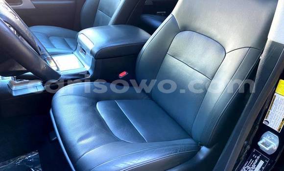 Acheter Import Voiture Toyota Land Cruiser Noir à Porto Novo, Benin Acheter Import Voiture Toyota Land Cruiser Noir à Porto Novo, Benin