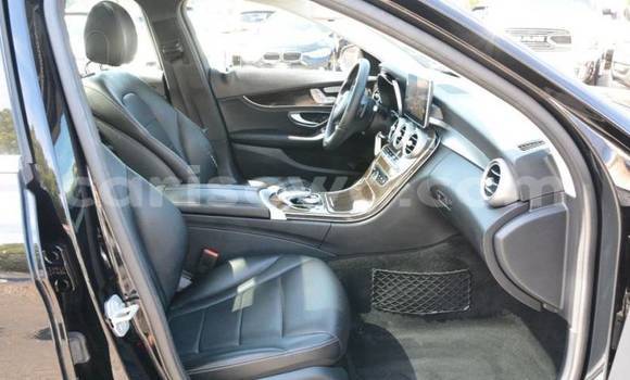 Acheter Import Voiture Mercedes-Benz C–Class Noir à Grand Popo, Mono Acheter Import Voiture Mercedes-Benz C–Class Noir à Grand Popo, Mono
