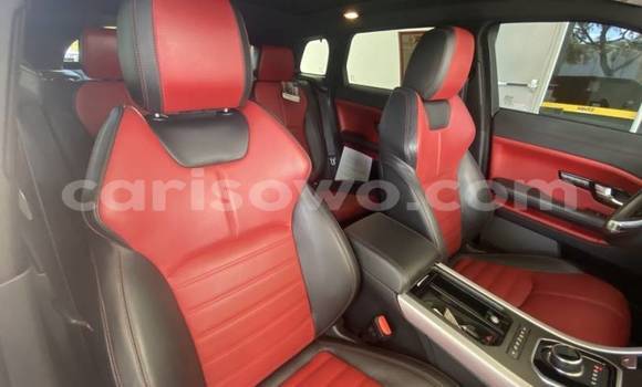 Acheter Import Voiture Land Rover Range Rover Evoque Rouge à Batia, Atacora Acheter Import Voiture Land Rover Range Rover Evoque Rouge à Batia, Atacora