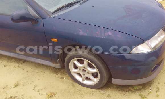 Sayi Na hannu Mitsubishi Carisma Blue Mota in Porto Novo a Benin Sayi Na hannu Mitsubishi Carisma Blue Mota in Porto Novo a Benin
