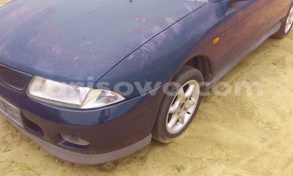 Sayi Na hannu Mitsubishi Carisma Blue Mota in Porto Novo a Benin Sayi Na hannu Mitsubishi Carisma Blue Mota in Porto Novo a Benin