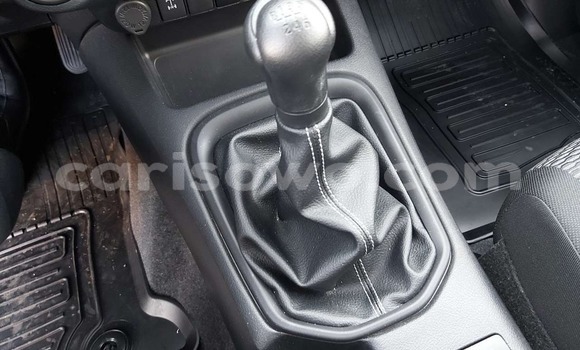 Acheter Import Voiture Toyota Hilux Gris à Natitingou, Benin Acheter Import Voiture Toyota Hilux Gris à Natitingou, Benin