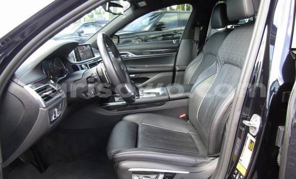 Acheter Import Voiture BMW 7-Series Noir à Porto Novo, Benin Acheter Import Voiture BMW 7-Series Noir à Porto Novo, Benin