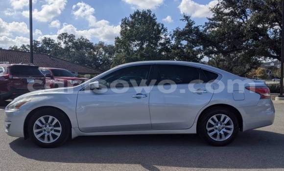 Acheter Import Voiture Nissan Altima Gris à Malanville, Benin Acheter Import Voiture Nissan Altima Gris à Malanville, Benin