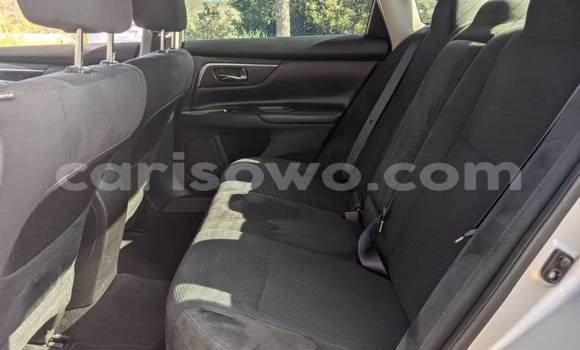 Acheter Import Voiture Nissan Altima Gris à Malanville, Benin Acheter Import Voiture Nissan Altima Gris à Malanville, Benin