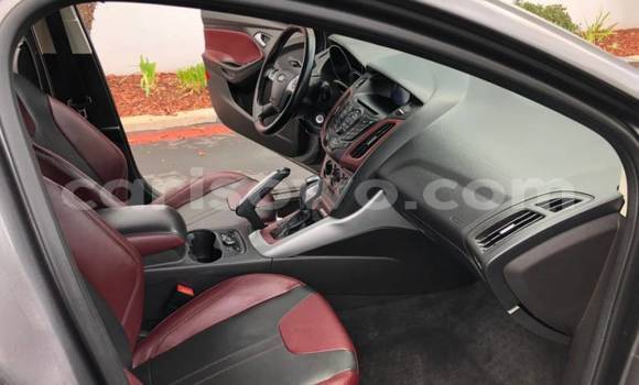 Acheter Import Voiture Ford Focus Gris à Kandi, Benin Acheter Import Voiture Ford Focus Gris à Kandi, Benin