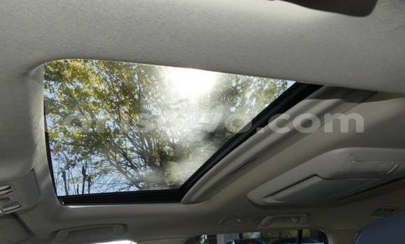 Acheter Import Voiture Toyota Land Cruiser Gris à Cotonou, Benin Acheter Import Voiture Toyota Land Cruiser Gris à Cotonou, Benin