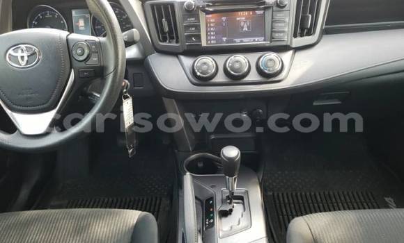 Acheter Import Voiture Toyota RAV4 Gris à Cotonou, Benin Acheter Import Voiture Toyota RAV4 Gris à Cotonou, Benin