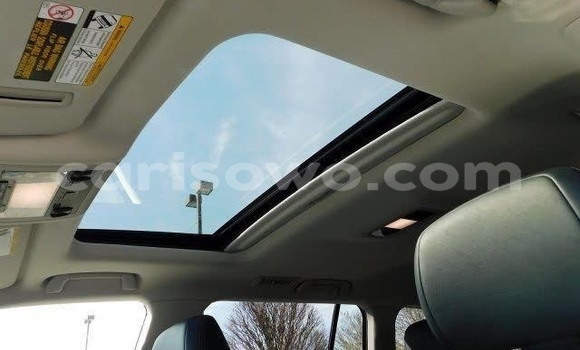 Acheter Import Voiture Toyota Land Cruiser Noir à Porto Novo, Benin Acheter Import Voiture Toyota Land Cruiser Noir à Porto Novo, Benin