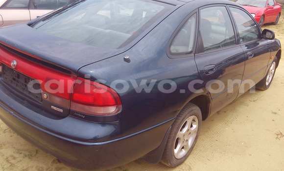 Sayi Na hannu Mazda 626 Blue Mota in Porto Novo a Benin Sayi Na hannu Mazda 626 Blue Mota in Porto Novo a Benin