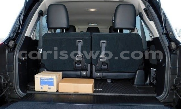 Acheter Import Voiture Toyota Land Cruiser Noir à Porto Novo, Benin Acheter Import Voiture Toyota Land Cruiser Noir à Porto Novo, Benin