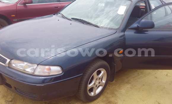 Sayi Na hannu Mazda 626 Blue Mota in Porto Novo a Benin Sayi Na hannu Mazda 626 Blue Mota in Porto Novo a Benin