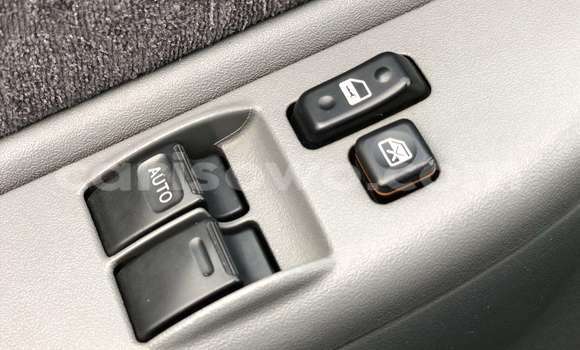 Acheter Import Voiture Toyota Yaris Verso Noir à Abomey, Benin Acheter Import Voiture Toyota Yaris Verso Noir à Abomey, Benin