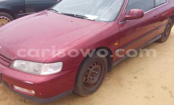 Acheter Occasion Voiture Honda Accord Rouge à Porto Novo, Benin Acheter Occasion Voiture Honda Accord Rouge à Porto Novo, Benin