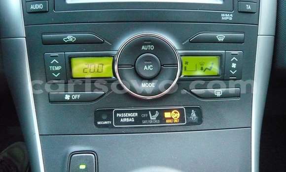 Acheter Import Voiture Toyota Auris Gris à Import - Dubai, Benin Acheter Import Voiture Toyota Auris Gris à Import - Dubai, Benin