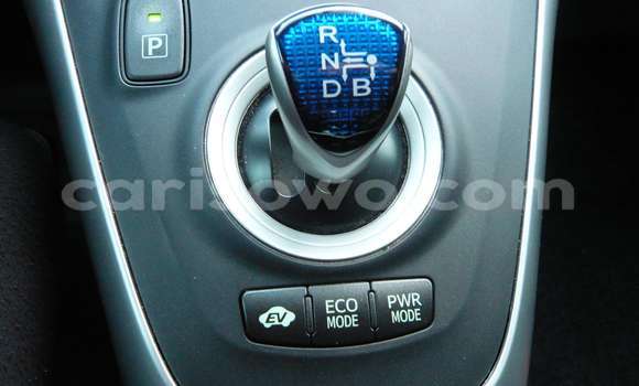 Acheter Import Voiture Toyota Auris Gris à Import - Dubai, Benin Acheter Import Voiture Toyota Auris Gris à Import - Dubai, Benin