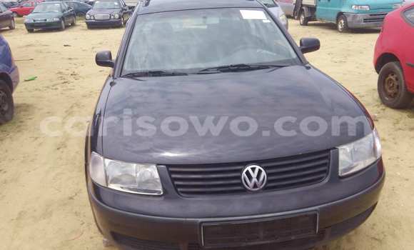 Acheter Occasion Voiture Volkswagen Passat Noir à Porto Novo au Benin Acheter Occasion Voiture Volkswagen Passat Noir à Porto Novo au Benin