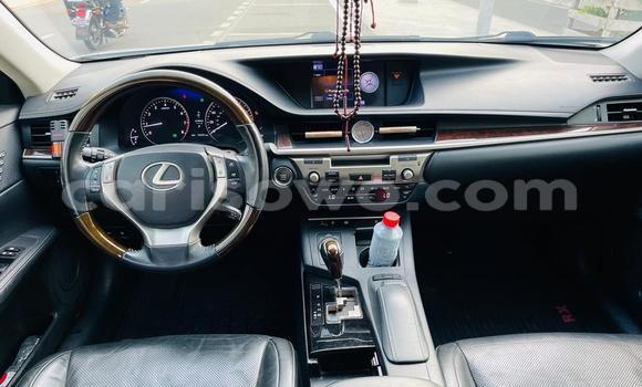 Acheter Occasion Voiture Lexus ES Blanc à Abomey Calavi, Benin Acheter Occasion Voiture Lexus ES Blanc à Abomey Calavi, Benin