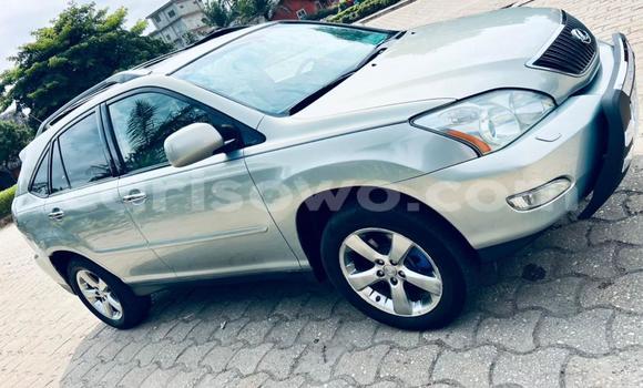 Ra Àlòkù Lexus RX 330 Silver Ọkọ̀ in Abomey Calavi ni Benin Ra Àlòkù Lexus RX 330 Silver Ọkọ̀ in Abomey Calavi ni Benin