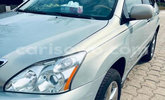 Ra Àlòkù Lexus RX 330 Silver Ọkọ̀ in Abomey Calavi ni Benin Ra Àlòkù Lexus RX 330 Silver Ọkọ̀ in Abomey Calavi ni Benin