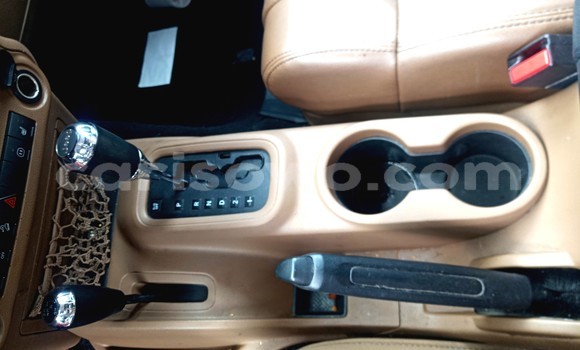 Ra Àlòkù Jeep Wrangler Red Ọkọ̀ in Cotonou ni Benin Ra Àlòkù Jeep Wrangler Red Ọkọ̀ in Cotonou ni Benin