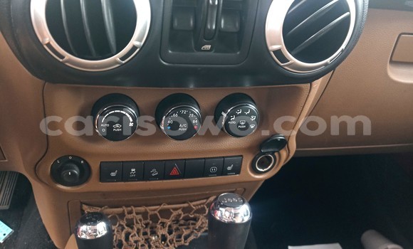 Ra Àlòkù Jeep Wrangler Red Ọkọ̀ in Cotonou ni Benin Ra Àlòkù Jeep Wrangler Red Ọkọ̀ in Cotonou ni Benin