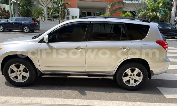 Sayi Na hannu Toyota RAV4 Sauran Mota in Abomey Calavi a Benin Sayi Na hannu Toyota RAV4 Sauran Mota in Abomey Calavi a Benin