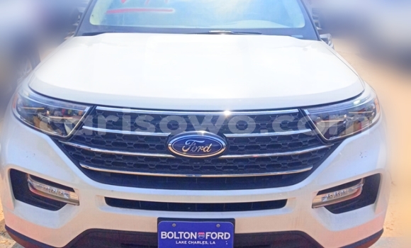 Acheter Import Voiture Ford Explorer Blanc à Cotonou, Benin