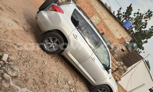 Buy Used Toyota RAV4 Silver Car in Abomey Calavi in Benign Buy Used Toyota RAV4 Silver Car in Abomey Calavi in Benign