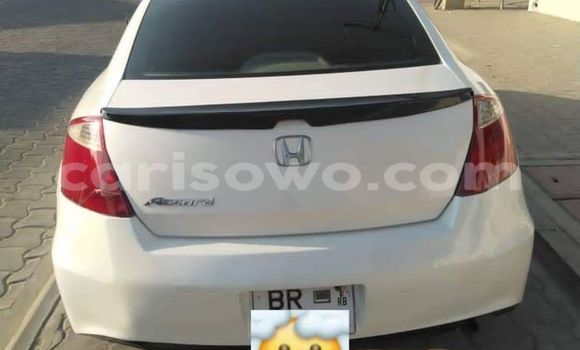 Acheter Occasion Voiture Honda Accord Blanc à Abomey Calavi, Benin Acheter Occasion Voiture Honda Accord Blanc à Abomey Calavi, Benin