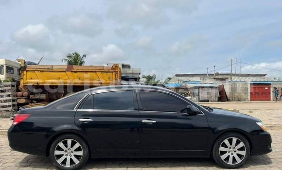 Buy Used Toyota Avalon Black Car in Abomey Calavi in Benign