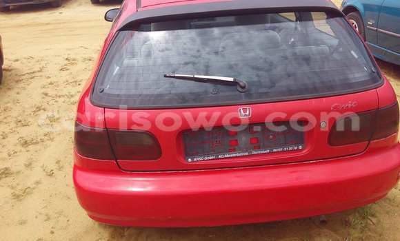 Sayi Na hannu Honda Civic Red Mota in Porto Novo a Benin Sayi Na hannu Honda Civic Red Mota in Porto Novo a Benin