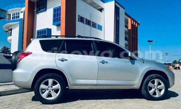 Acheter Occasion Voiture Toyota RAV4 Gris à Abomey Calavi, Benin