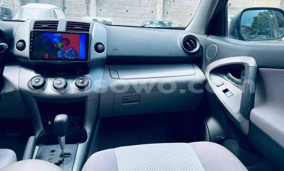 Acheter Occasion Voiture Toyota RAV4 Gris à Abomey Calavi, Benin Acheter Occasion Voiture Toyota RAV4 Gris à Abomey Calavi, Benin