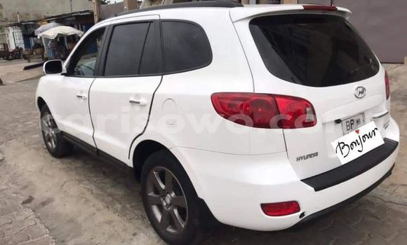Sayi Na hannu Hyundai Santa Fe White Mota in Abomey Calavi a Benin Sayi Na hannu Hyundai Santa Fe White Mota in Abomey Calavi a Benin