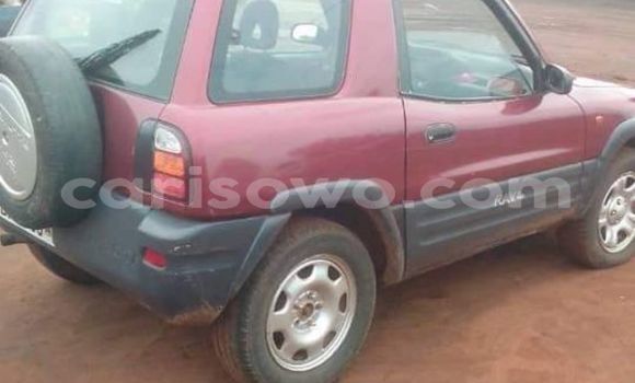 Acheter Occasion Voiture Toyota RAV4 Rouge à Abomey Calavi, Benin Acheter Occasion Voiture Toyota RAV4 Rouge à Abomey Calavi, Benin