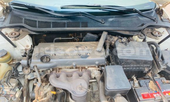 Sayi Na hannu Toyota Camry White Mota in Cotonou a Benin Sayi Na hannu Toyota Camry White Mota in Cotonou a Benin