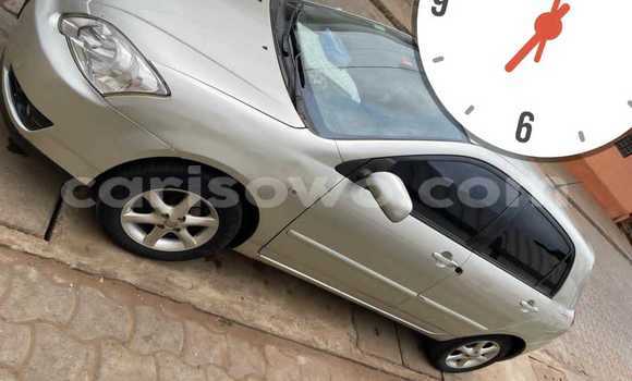 Ra Àlòkù Toyota Corolla Silver Ọkọ̀ in Abomey Calavi ni Benin Ra Àlòkù Toyota Corolla Silver Ọkọ̀ in Abomey Calavi ni Benin