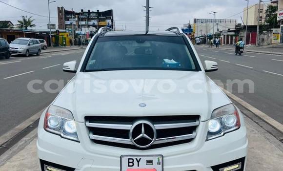 Sayi Sabo Mercedes-Benz GLK–Class White Mota in Cotonou a Benin