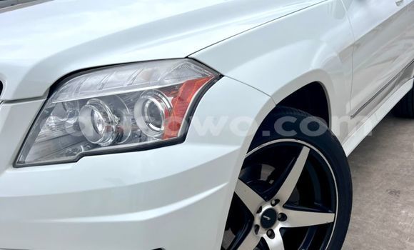 Acheter Neuf Voiture Mercedes-Benz GLK–Class Blanc à Cotonou, Benin Acheter Neuf Voiture Mercedes-Benz GLK–Class Blanc à Cotonou, Benin