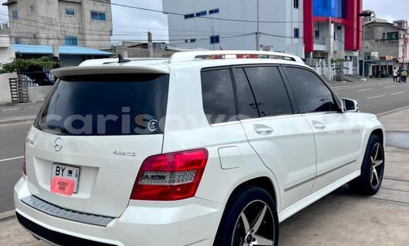 Acheter Neuf Voiture Mercedes-Benz GLK–Class Blanc à Cotonou, Benin Acheter Neuf Voiture Mercedes-Benz GLK–Class Blanc à Cotonou, Benin