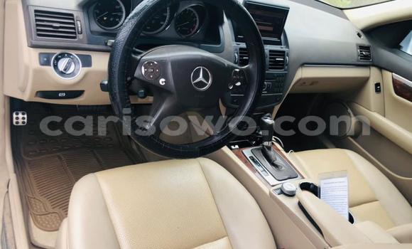 Acheter Occasion Voiture Mercedes-Benz C–Class Blanc à Cotonou, Benin Acheter Occasion Voiture Mercedes-Benz C–Class Blanc à Cotonou, Benin
