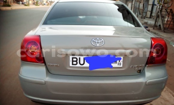 Ra Àlòkù Toyota Avensis Silver Ọkọ̀ in Cotonou ni Benin Ra Àlòkù Toyota Avensis Silver Ọkọ̀ in Cotonou ni Benin