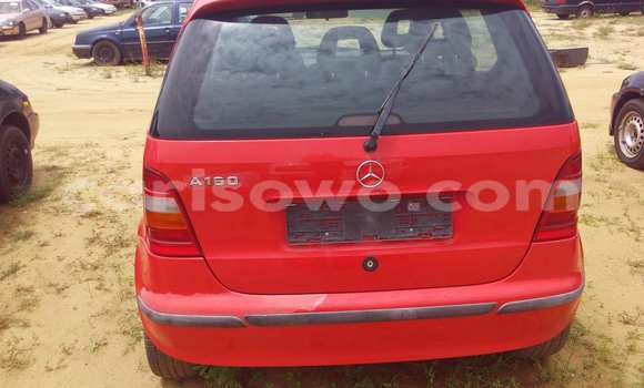 Sayi Na hannu Mercedes-Benz A–Class Red Mota in Porto Novo a Benin Sayi Na hannu Mercedes-Benz A–Class Red Mota in Porto Novo a Benin