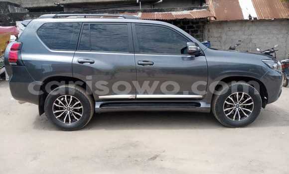 Ra Àlòkù Toyota Land Cruiser Prado Black Ọkọ̀ in Cotonou ni Benin Ra Àlòkù Toyota Land Cruiser Prado Black Ọkọ̀ in Cotonou ni Benin