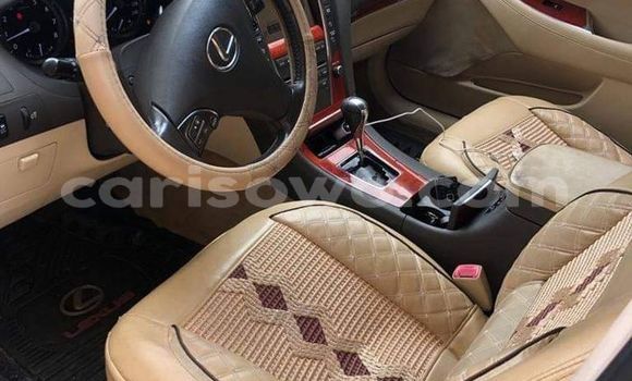 Acheter Occasion Voiture Lexus ES Marron à Cotonou, Benin Acheter Occasion Voiture Lexus ES Marron à Cotonou, Benin