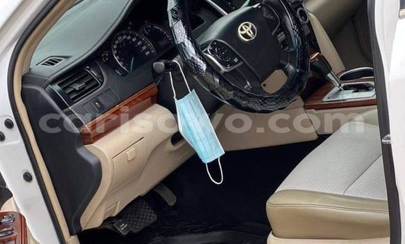 Acheter Occasion Voiture Toyota Camry Blanc à Cotonou, Benin Acheter Occasion Voiture Toyota Camry Blanc à Cotonou, Benin