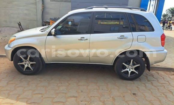 Sayi Na hannu Toyota RAV4 Azurfa Mota in Cotonou a Benin